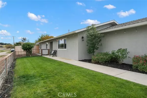 Santa Margarita, CA 93453,22107 J ST