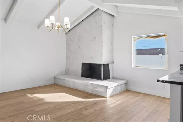 Rialto, CA 92376,1423 N Terrace RD