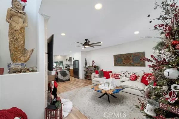 Huntington Beach, CA 92648,7401 Seabluff