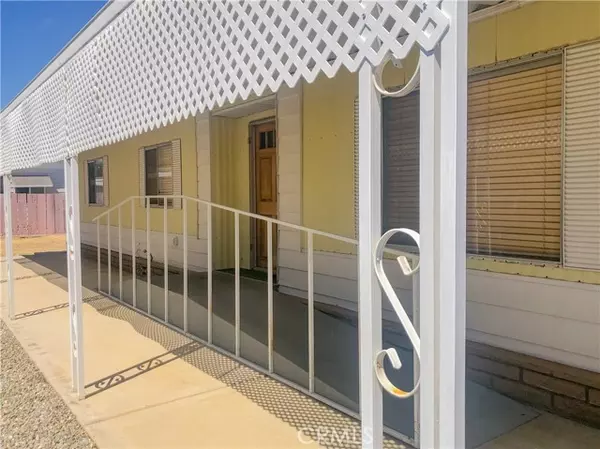 Bakersfield, CA 93308,400 E Roberts 99