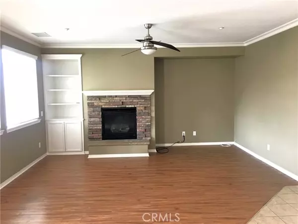 Fontana, CA 92336,15213 Hawk