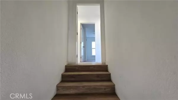 Long Beach, CA 90813,975 N Park B