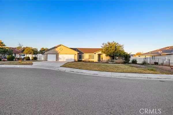 Hesperia, CA 92345,6834 Phoenix CT