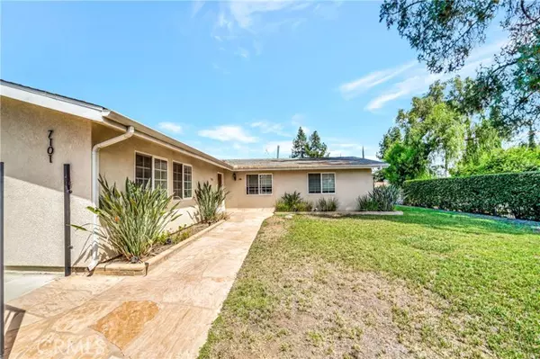 West Hills, CA 91307,7101 Fallbrook AVE