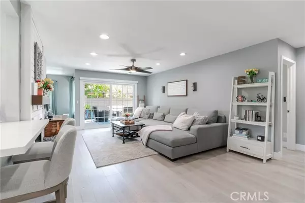 Irvine, CA 92612,12 Juniper