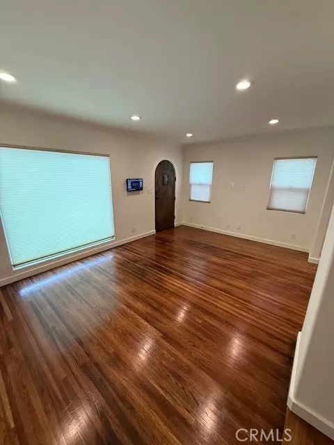 Long Beach, CA 90803,181 Corona