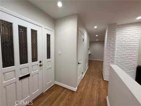 Rancho Palos Verdes, CA 90275,1825 Valleta