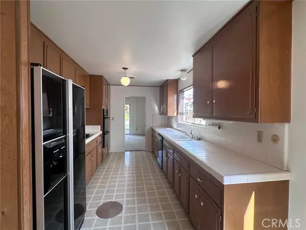 Chatsworth, CA 91311,20631 Romar ST