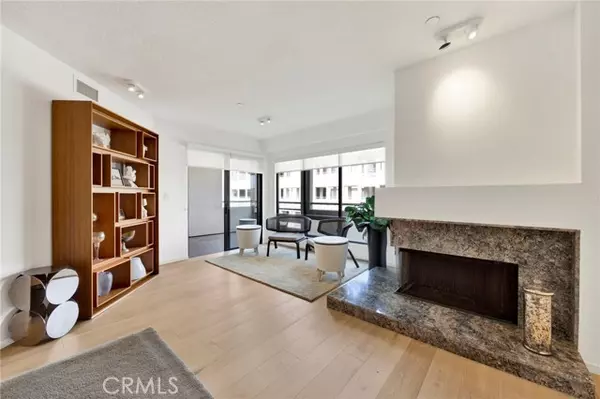 Santa Monica, CA 90405,150 Ocean Park 520