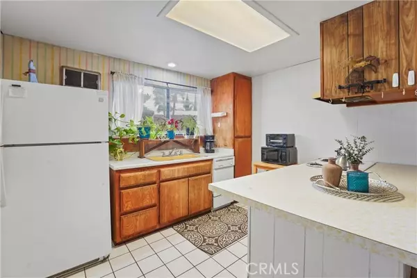 Ontario, CA 91762,2014 S San Antonio AVE