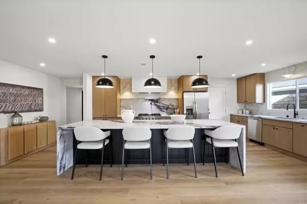 Costa Mesa, CA 92626,3130 Kerry Ln