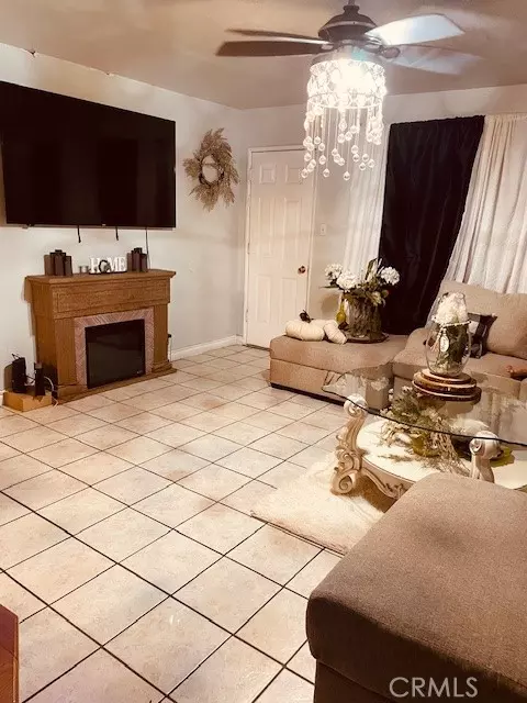 Lancaster, CA 93535,44329 3rd