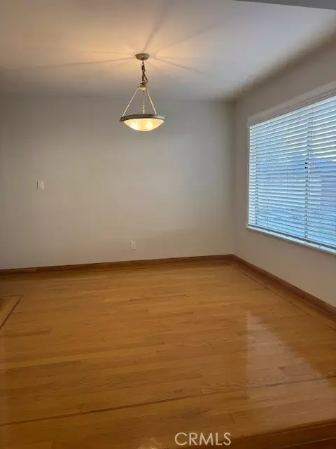 Chatsworth, CA 91311,10645 WILLOWBRAE AVE