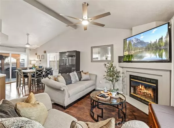 Canyon Country, CA 91351,27807 Sunrise