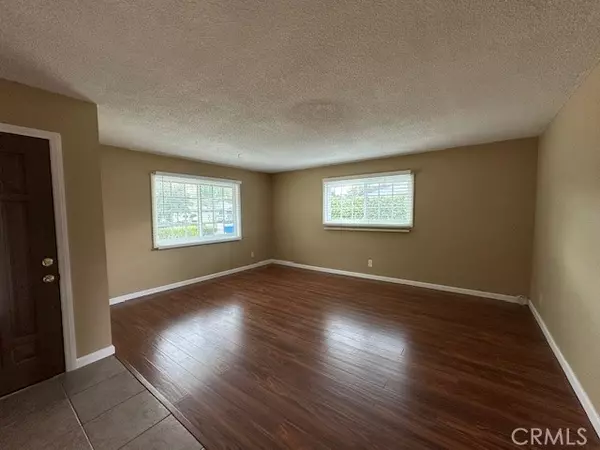 West Hills, CA 91307,6906 Birchton