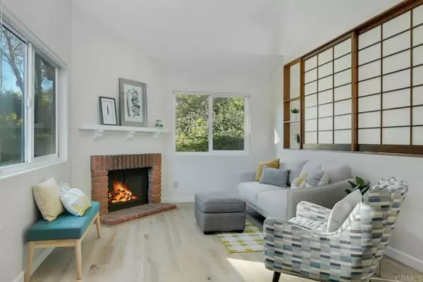 La Jolla, CA 92037,8370 Via Sonoma F