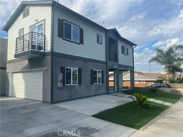 Orange, CA 92869,140 N Hewes