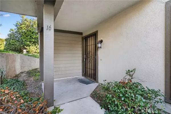 Irvine, CA 92612,16 Rana 57