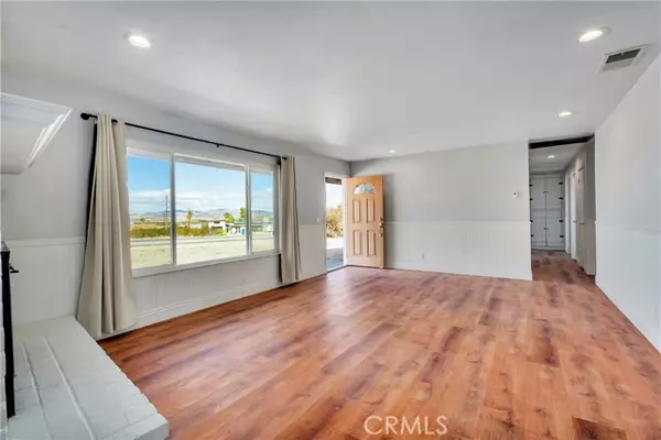 Twentynine Palms, CA 92277,74011 Aztec AVE