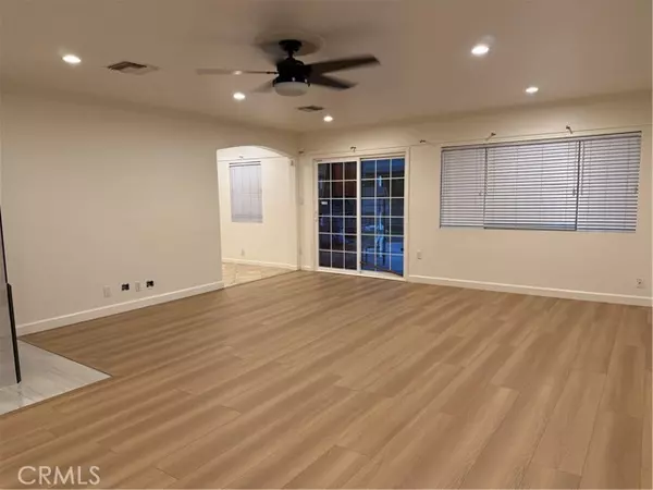 Winnetka, CA 91306,20430 Lanark