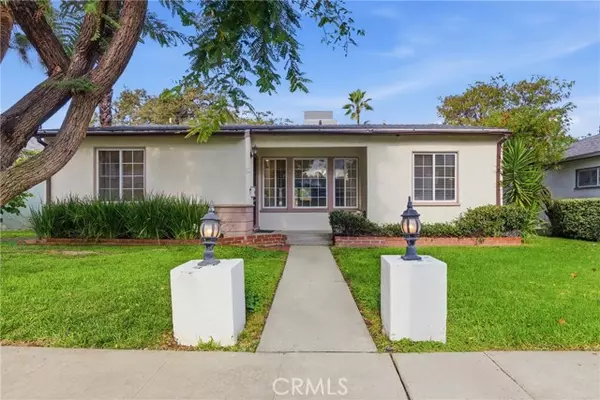 16753 Magnolia, Encino, CA 91436