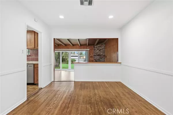 Encino, CA 91436,16753 Magnolia