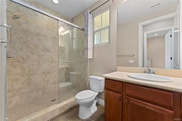 Irvine, CA 92620,52 Stanza