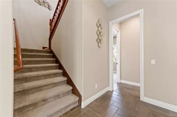 Irvine, CA 92620,52 Stanza