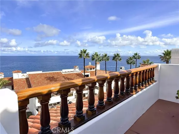 Avalon, CA 90704,60 Playa Azul