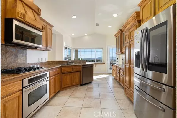 Yucca Valley, CA 92284,7636 Shafter