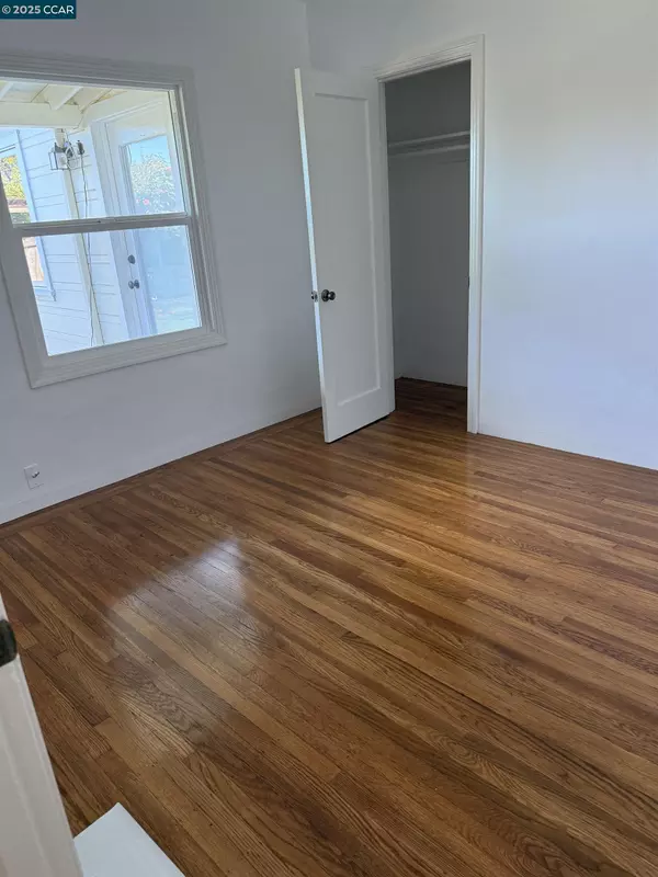 Richmond, CA 94801,2103 Visalia Ave