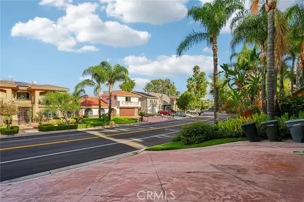 Canyon Lake, CA 92587,30571 Longhorn DR