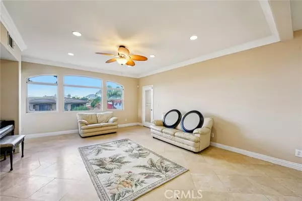 Canyon Lake, CA 92587,30571 Longhorn DR