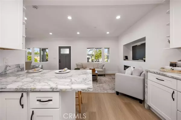 Placentia, CA 92870,201 S Melrose