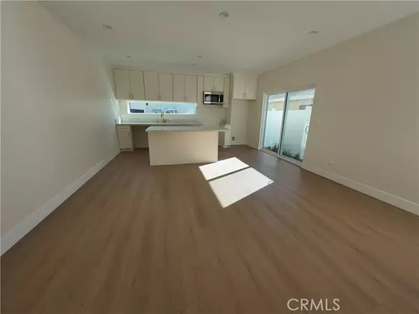 Pacoima, CA 91331,13058 Pinney ST