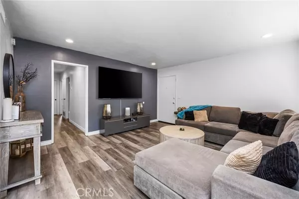 Orange, CA 92869,18921 E Berrytree