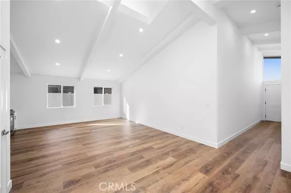 North Hollywood, CA 91605,13010 Hartland