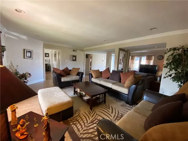 Placentia, CA 92870,518 SHEREE LN