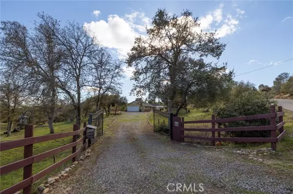 Coarsegold, CA 93614,30301 Longview LN