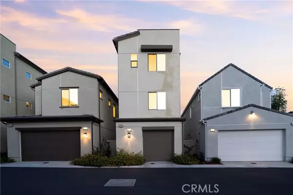 242 Goldfinch, Rancho Mission Viejo, CA 92694