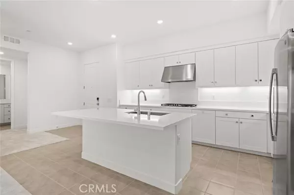 Irvine, CA 92618,491 Mulligan