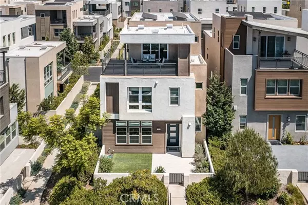 217 Chorus, Irvine, CA 92618