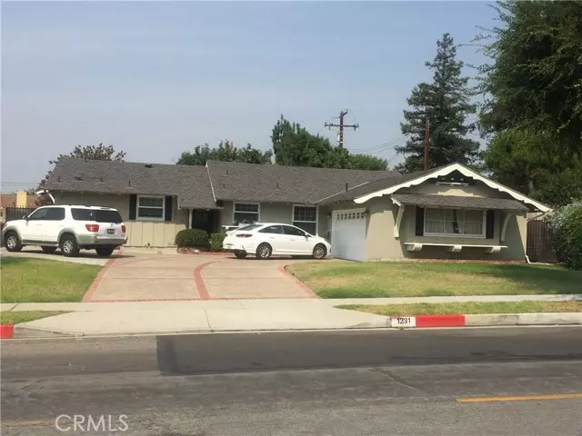 1231 N Acacia AVE, Fullerton, CA 92831