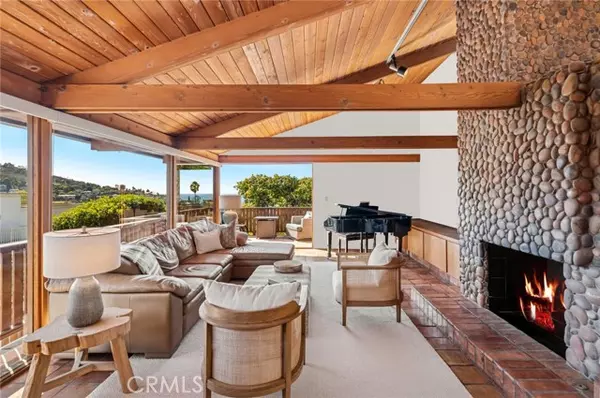 Laguna Beach, CA 92651,1346 Cerritos