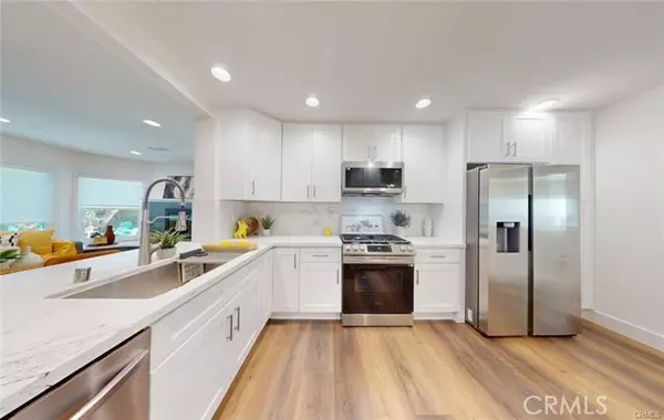 Lakewood, CA 90712,5672 Pepperwood