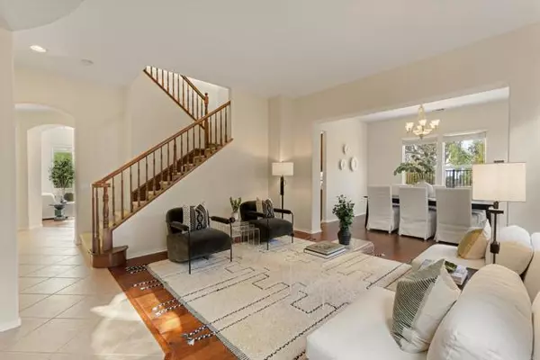 Carlsbad, CA 92008,2225 David PL