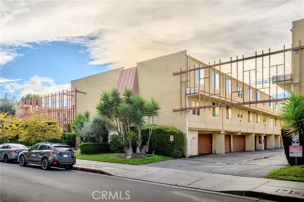 5435 Yarmouth 7, Encino, CA 91316