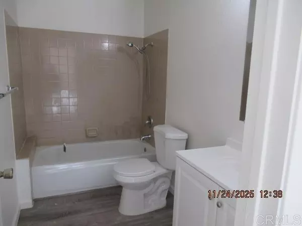 Chula Vista, CA 91910,935 Redbud RD