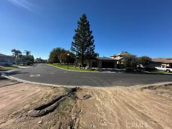 Bakersfield, CA 93306,6203 Vista Estrella