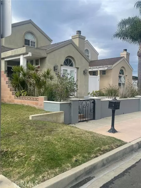 Huntington Beach, CA 92648,1209 Huntington ST